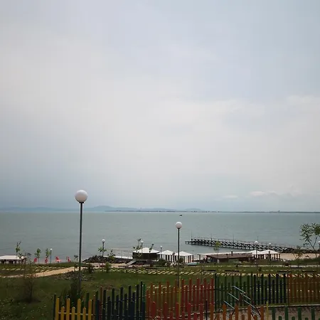 Arendoo In Palm Marina Διαμέρισμα Ράβντα